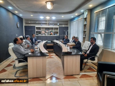 گفت و گو با روسا و مسئولین کشور عراق

دیدار ریاست و مسئولین دانشگاه فرهنگیان استان اصفهان با رییس آستان مقدس سلمان فارسی در مدائن و مشاور عالی کمیته امور مردمی مزارات در مدائن
 و جنوب بغداد 