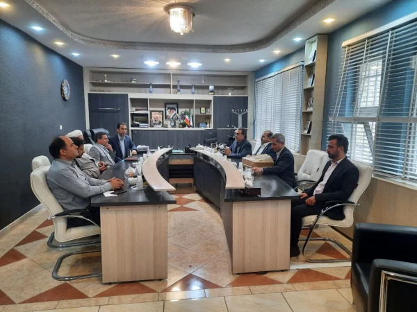 دیدار ریاست و مسئولین دانشگاه فرهنگیان استان اصفهان با رییس آستان مقدس سلمان فارسی در مدائن و مشاور عالی کمیته امور مردمی مزارات در مدائن
 و جنوب بغداد  2