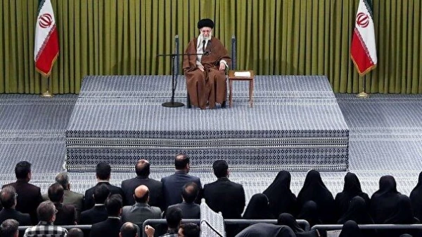 بیانات رهبر معظم انقلاب حضرت آیت الله خامنه ای به مناسبت گرامیداشت روز معلّم 21