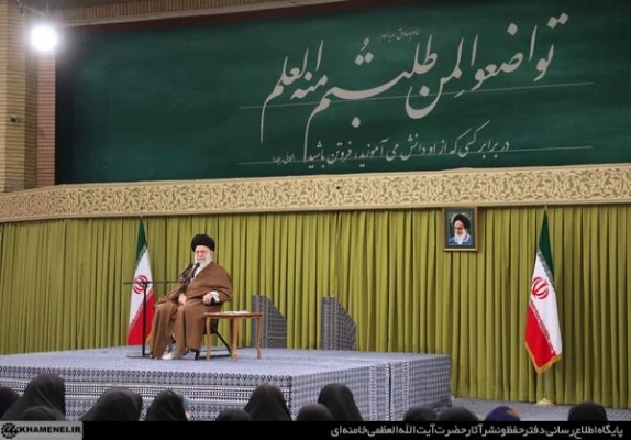 بیانات رهبر معظم انقلاب حضرت آیت الله خامنه ای به مناسبت گرامیداشت روز معلّم 30