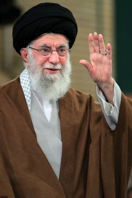 بیانات رهبر معظم انقلاب حضرت آیت الله خامنه ای به مناسبت گرامیداشت روز معلّم 31