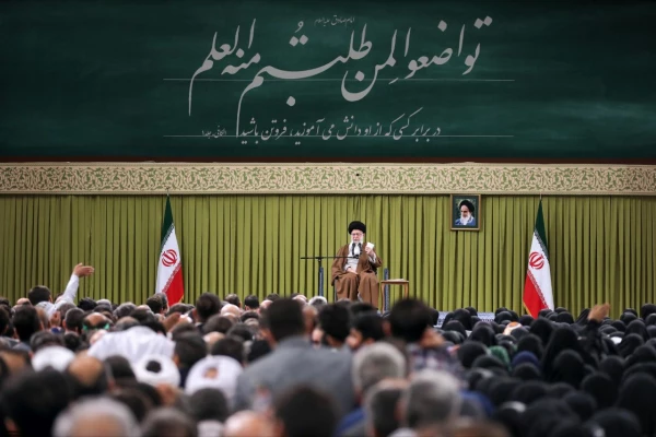 بیانات رهبر معظم انقلاب حضرت آیت الله خامنه ای به مناسبت گرامیداشت روز معلّم 40