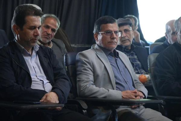 برگزاری مراسم تقدیر از اساتید و کارکنان بخش آموزش در دانشگاه فرهنگیان استان اصفهان 3