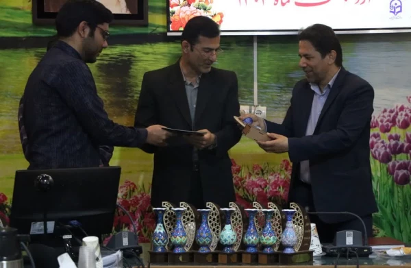 اختتامیه اولین جشنواره استانی نشریات دانشجویی با عنوان آوای قلم همزمان با اختتامیه دوره توانمندسازی نشریات  6