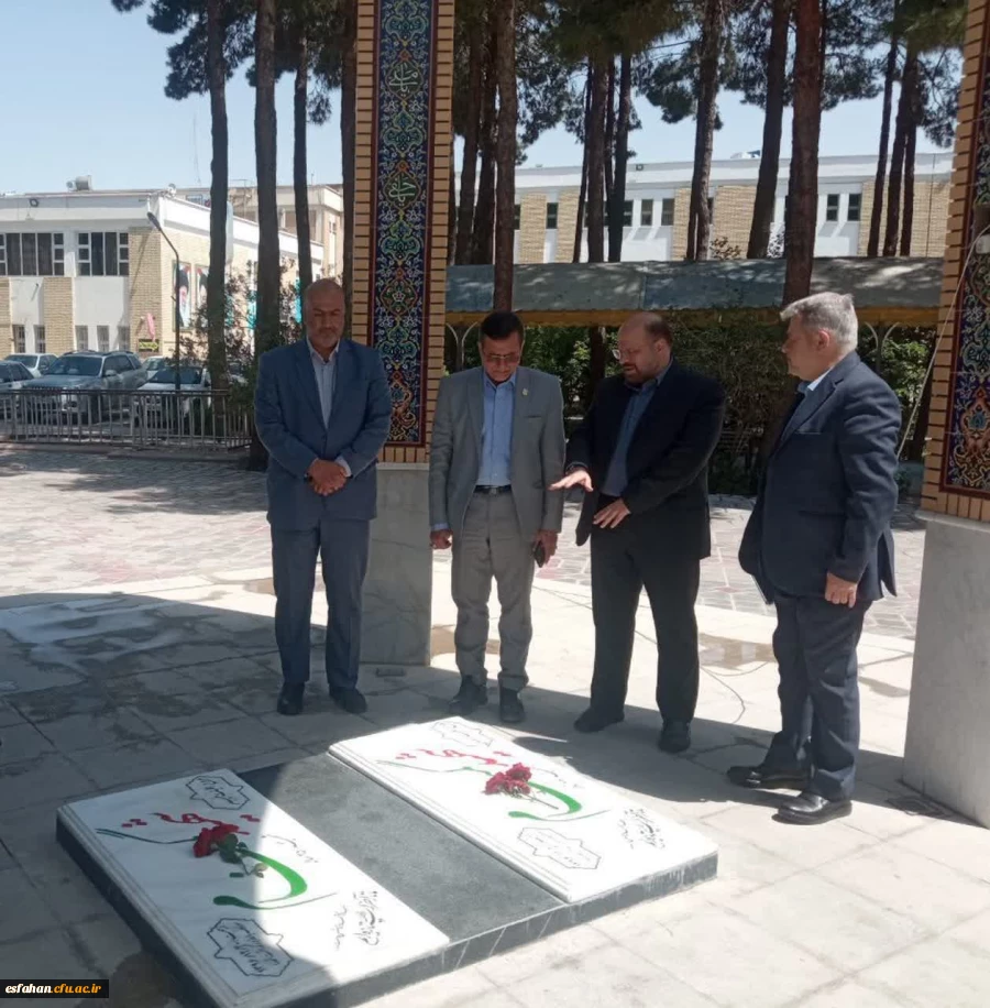 برگزاری نشست دانشجویی تب غزه امروز در مسجد الانبیا دانشگاه فرهنگیان پردیس شهید باهنر اصفهان 16