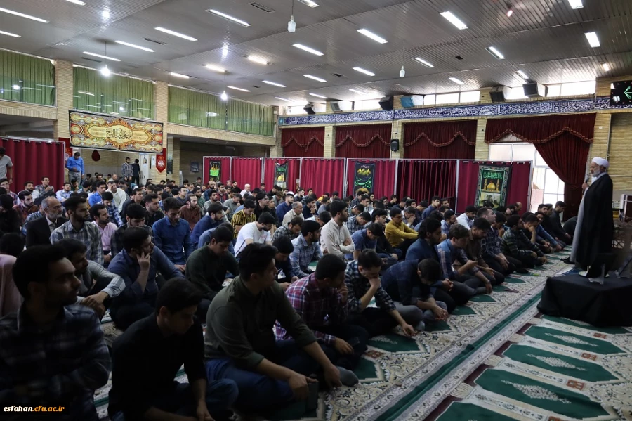 یادبود شهدای خدمت در پردیس شهید باهنر 2