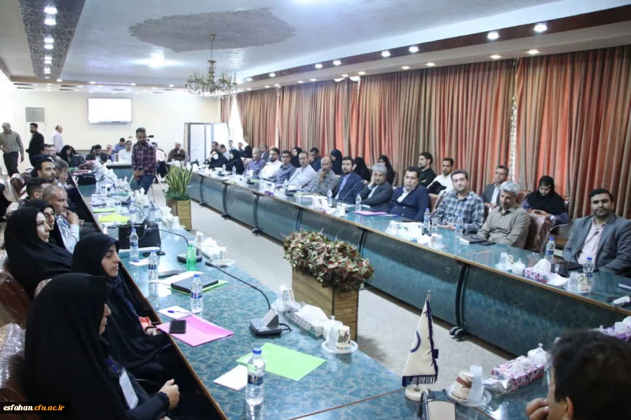 اولین دوره آموزشی ارزیابان حرفه ای دانشگاه فرهنگیان استان اصفهان 7