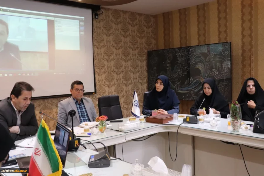 تشکیل جلسه مسئولین مدیریت استان با اعضای هیات علمی پردیس فاطمه زهرا (س) 2