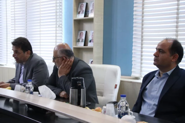 دیدار رئیس دانشگاه فرهنگیان با مسئولان دانشگاه فرهنگیان استان اصفهان  3