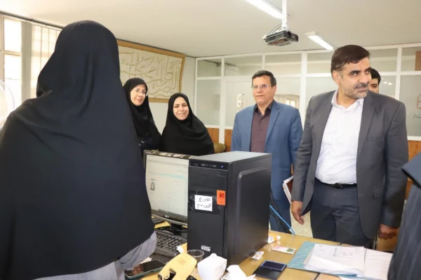 بازدید علی اکبر کجباف از فرآیند مصاحبه متقاضیان سه برابر ظرفیت از پردیس پردیس فاطمه زهرا (س) 3