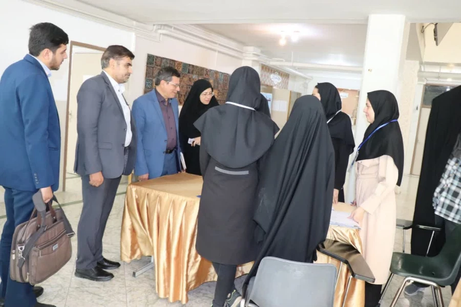 بازدید علی اکبر کجباف از فرآیند مصاحبه متقاضیان سه برابر ظرفیت از پردیس پردیس فاطمه زهرا (س) 8