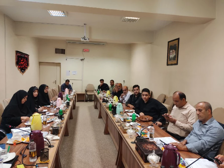 تشکیل جلسه شورای فرهنگی اجتماعی استان با حضور اعضا در سالن جلسات مدیریت استان اصفهان  5