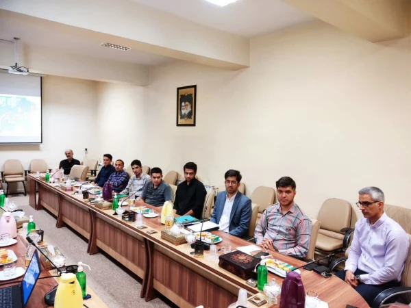 جلسه تکریم و معارفه دبیر تشکل سیاسی جامعه اسلامی دانشجویان دانشگاه فرهنگیان استان اصفهان 4