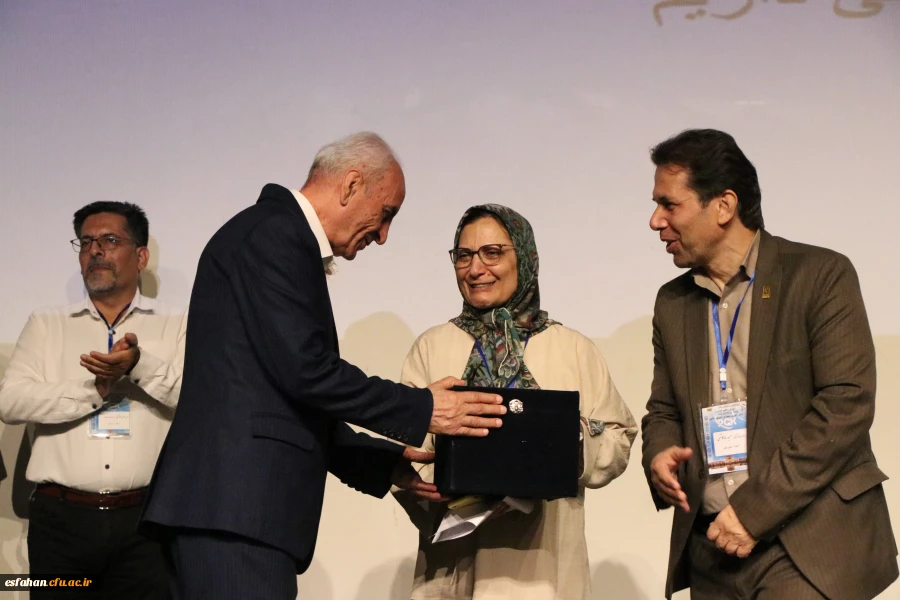 برگزاری افتتاحیه نوزدهمین همایش ملی آموزش ریاضی و پنجمین همایش آموزش محتوا در آموزش ریاضی  3