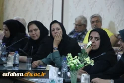 کارگاه های آموزشی و همچنین میزگرد های ریاضی با حضور اساتید مطرح و برجسته ریاضی کشور در پردیس شهید باهنر اصفهان 8