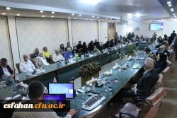 کارگاه های آموزشی و همچنین میزگرد های ریاضی با حضور اساتید مطرح و برجسته ریاضی کشور در پردیس شهید باهنر اصفهان 11