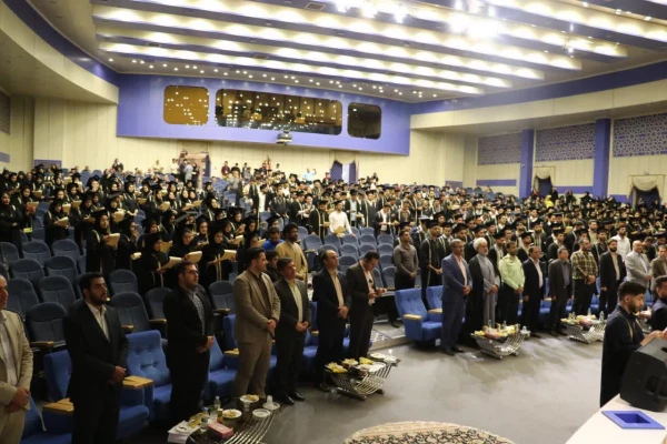 جشن دانش آموختگی دانشجومعلمان ورودی 99 دانشگاه فرهنگیان استان اصفهان با حضور مسئولین ارشد و فرماندهان سپاه استان  5