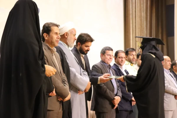 جشن دانش آموختگی دانشجومعلمان ورودی 99 دانشگاه فرهنگیان استان اصفهان با حضور مسئولین ارشد و فرماندهان سپاه استان 3