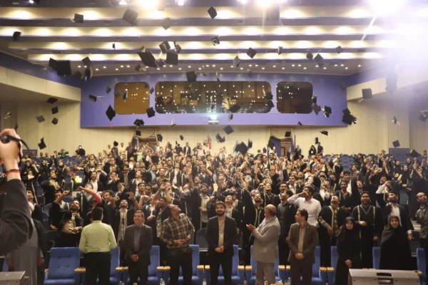 جشن دانش آموختگی دانشجومعلمان ورودی 99 دانشگاه فرهنگیان استان اصفهان با حضور مسئولین ارشد و فرماندهان سپاه استان 4