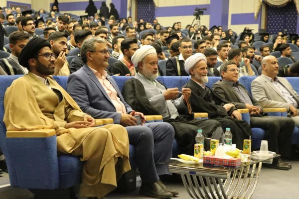 جشن دانش آموختگی دانشجومعلمان ورودی 99 دانشگاه فرهنگیان استان اصفهان با حضور مسئولین ارشد و فرماندهان سپاه استان 9