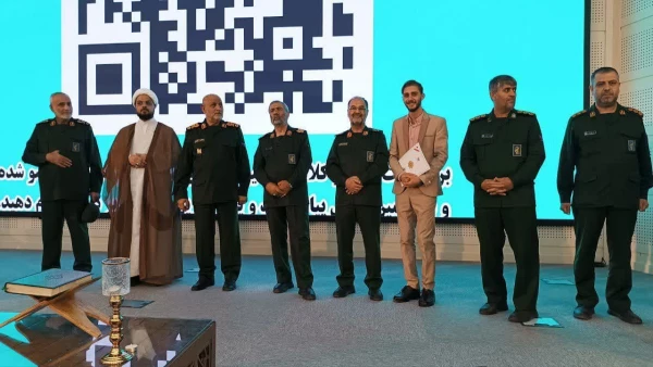 کسب رتبه اول توسط دانشجو معلم علی شجاعی حافظ کل قرآن کریم از دانشگاه فرهنگیان مرکز شهید دکتر آیت 2