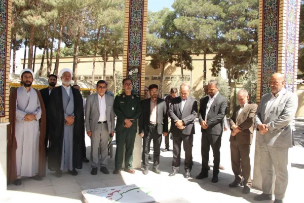 نشست بزرگداشت هفته دفاع مقدس و غبار روبی مزار شهدای گمنام  5