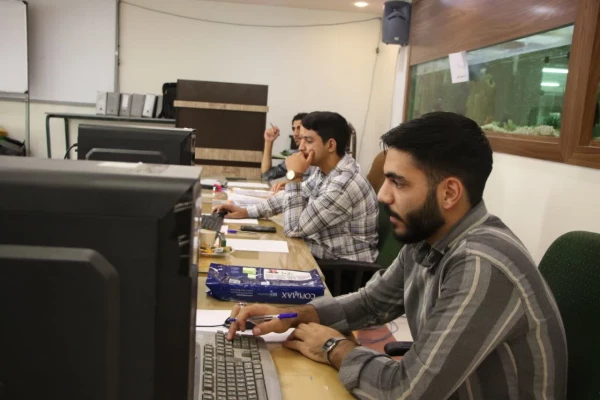 پردیس ها و مراکز دانشگاه فرهنگیان استان اصفهان درتکاپوی ثبت نام جدید الورودها  6