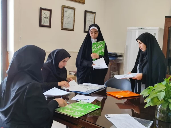 پردیس ها و مراکز دانشگاه فرهنگیان استان اصفهان درتکاپوی ثبت نام جدید الورودها  11