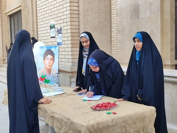 پردیس ها و مراکز دانشگاه فرهنگیان استان اصفهان درتکاپوی ثبت نام جدید الورودها  12