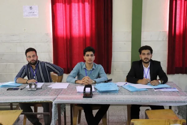 پردیس ها و مراکز دانشگاه فرهنگیان استان اصفهان درتکاپوی ثبت نام جدید الورودها 8