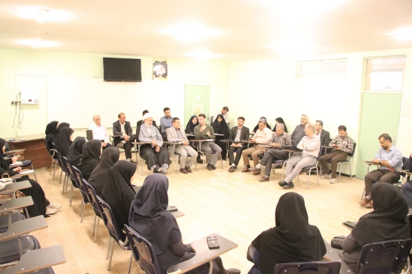 نشست اساتید دانشگاه فرهنگیان استان اصفهان با مسئولین دانشگاه 5