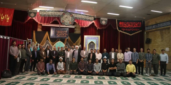 برگزاری مراسم بزرگداشت هفته دفاع مقدس و آیین تکریم ماه مهر در پردیس ها و مراکز دانشگاه فرهنگیان استان اصفهان 5