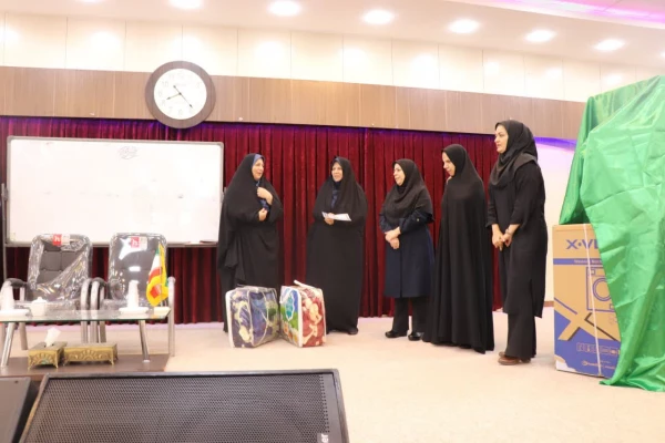 آیین تکریم ماه مهر و بازگشایی مدارس و دانشگاهها در پردیس ها و مراکز دانشگاه فرهنگیان استان اصفهان 2