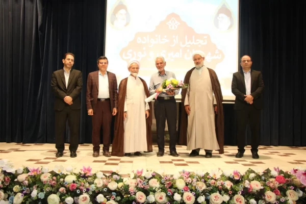 برگزاری آیین استقبال از نو دانشجو معلمان دانشگاه فرهنگیان استان اصفهان در مرکز آموزش عالی شهید آیت نجف آباد 3