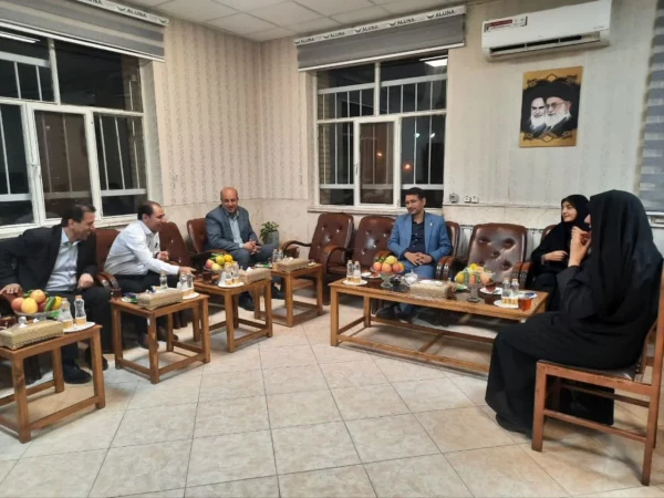 بازدید معاون فرهنگی تربیتی دانشگاه فرهنگیان از مرکز شهید رجایی اصفهان 2