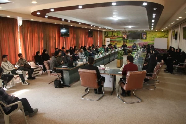 نشست دبیران کانون های فرهنگی، انجمن های علمی و تشکل های دانشجویی 8