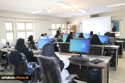 در پردیس فاطمه الزهرا برگزار گردید

کارگاه علوم داده در ریاضی