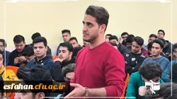 بازدید و برگزاری مراسم پرسش و پاسخ بین دانشجویان و مسئولان در مرکز شهید سلیمانی آران وبیدگل(ساختمان شماره 3 پردیس شهید باهنر اصفهان) 2