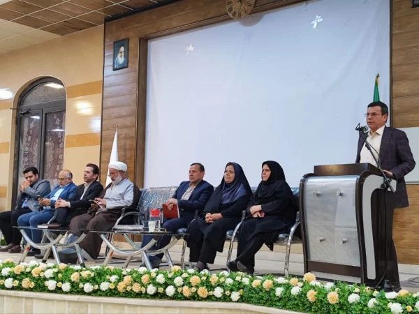 بازدید و برگزاری مراسم پرسش و پاسخ بین دانشجویان و مسئولان در مراکز امام خمینی(ره) کاشان و همچنین شهید سلیمانی آران وبیدگل(ساختمان شماره 3 پردیس شهید باهنر اصفهان) 4