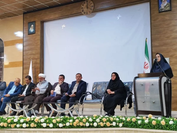 بازدید و برگزاری مراسم پرسش و پاسخ بین دانشجویان و مسئولان در مراکز امام خمینی(ره) کاشان و همچنین شهید سلیمانی آران وبیدگل(ساختمان شماره 3 پردیس شهید باهنر اصفهان) 6