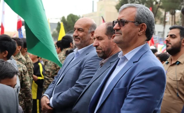 حضور پرشور، دشمن شکن و اقتدارآفرین دانشجومعلمان،اساتید و کارکنان دانشگاه فرهنگیان اصفهان استان اصفهان در خروش انقلابی و فریاد استکبار ستیزی  راهپیمایی یوم الله ١٣آبان
 16