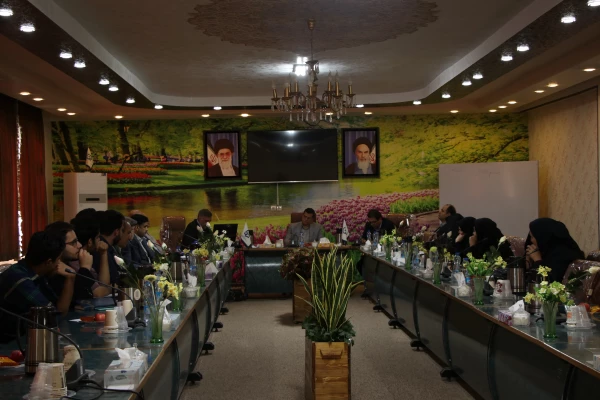 نشست پیشگیری از آسیب های اجتماعی در بین دانشجویان  2