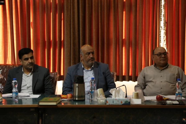 نشست پیشگیری از آسیب های اجتماعی در بین دانشجویان  8