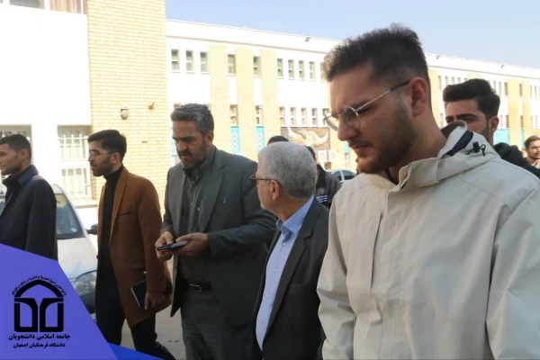 نشست اقتصاد و معیشت معلمان با حضور نماینده مردم اصفهان در مجلس شورای اسلامی 7