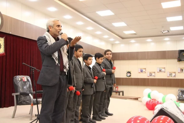 گرامی داشت هفته بسیج با حضور خانواده شهدا و یادگار هشت سال دفاع مقدس 6