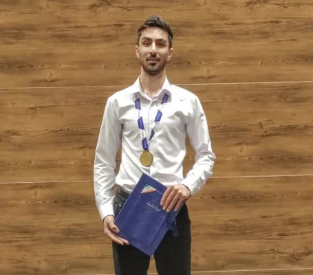 کسب مدال طلای نانوفناوری توسط دانشجوی دانشگاه فرهنگیان استان اصفهان 7