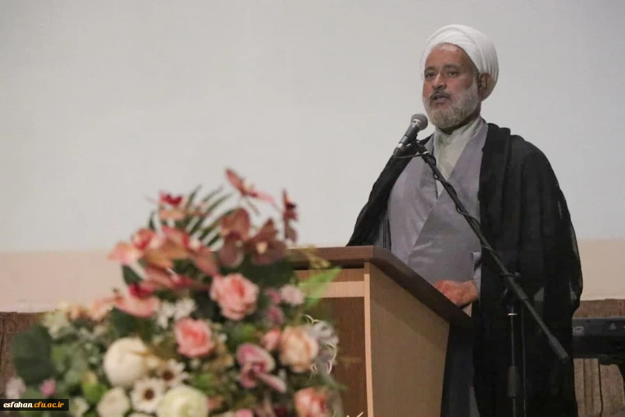 پیام تبریک علی اصغر حمزه، مسئول نهاد نمایندگی مقام معظم رهبری در دانشگاه فرهنگیان استان اصفهان به مناسبت روز دانشجو  2