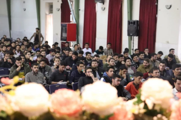 مراسم گرامی داشت روز دانشجو در مرکز شهید آیت نجف آباد 10