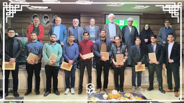 مراسم بزرگداشت روز دانشجو در مرکز شهید سلیمانی آران و بیدگل 7