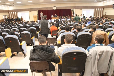 در پردیس شهید باهنر برگزار گردید:

همایش گرامیداشت روز دانشجو و جایگاه  معلم